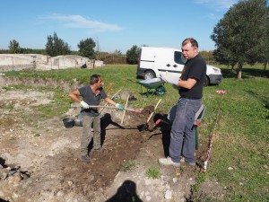 Volontari GAR scavo Villa Romana delle Colonnacce a Castel di Guido.