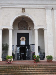 CASTEL DI GUIDO Chiesa dello Spirito Santo: PORTA SANTA DELLA MISERICORDIA –