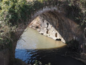 CASTEL di GUIDO-PONTE ROMANO SUL FIUME ARRONE.