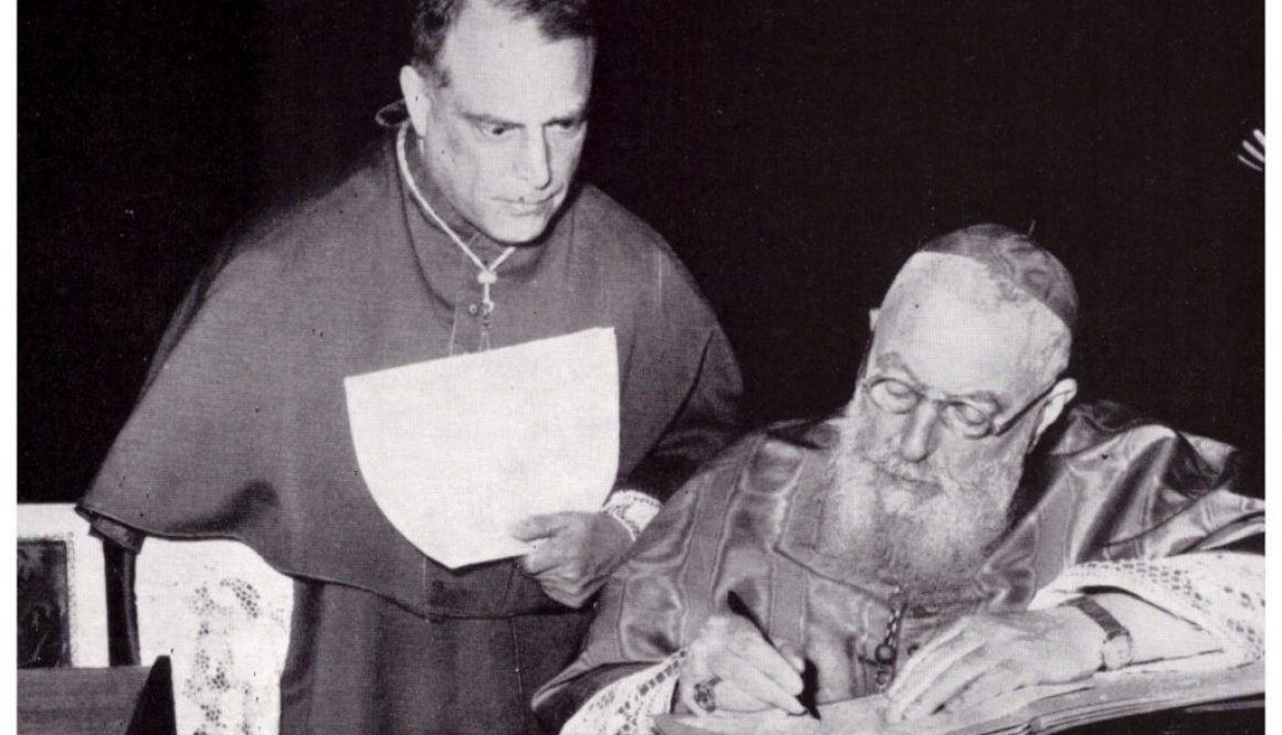 S.E. Monsignor Tito Mancini, Vescovo Ausiliare per la Diocesi di Porto e Santa Rufina. con il Cardinale EUGENIO TISSERANT