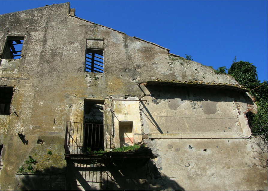 Castel di Guido-Il Degrado del Sito Archeologico Casale della Bottaccia- ATTUALE LUPANARE