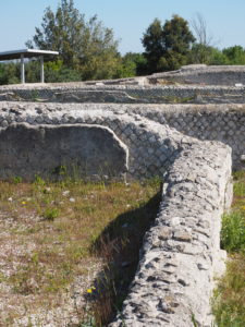 CASTEL DI GUIDO, VILLA ROMANA DELLE COLONNACCE : “Il Giardino Antico”