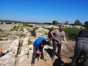 Castel di Guido- - 22 aprile 2017-GAR- Sessione di scavo Villa Romana delle Colonnacce -