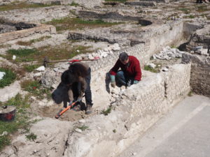 Castel di Guido- - 22 aprile 2017-GAR- Sessione di scavo Villa Romana delle Colonnacce -Ing.LUIGI