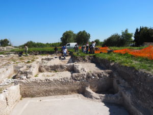 Castel di Guido- - 22 aprile 2017-GAR- Sessione di scavo Villa Romana delle Colonnacce -
