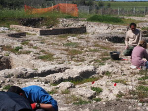 Castel di Guido- - 22 aprile 2017-GAR- Sessione di scavo Villa Romana delle Colonnacce .