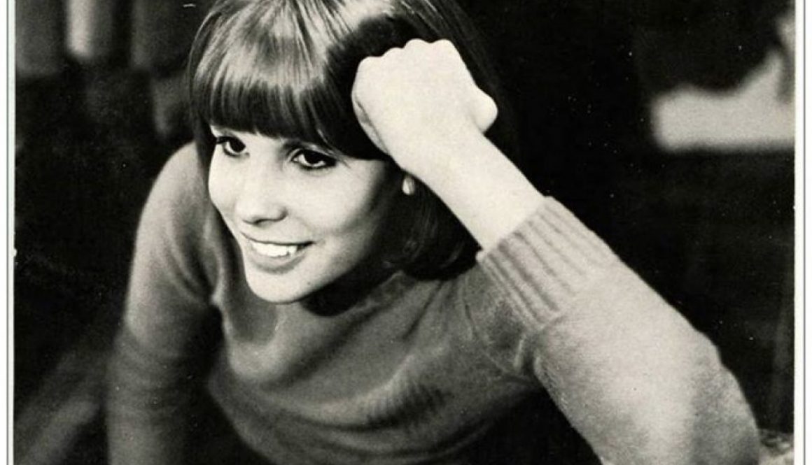 MARISA SANNIA -cantautrice e attrice