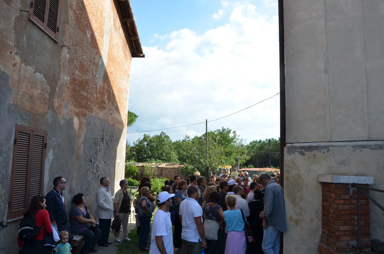 Apertura Mausoleo di Castel di Guido- 12 Settembre 2012-Visita organizzata da ROBERTO MASSACCESI, Presidente dell’Associazione A.S.CULTURALE CASTEL DI GUIDO- Manifestazione “UN BORGO IN FESTA.”