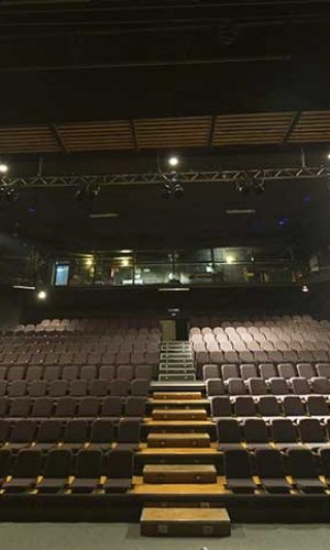 Teatro Vascello Via Giacinto Carini, 78, 00152 Roma
