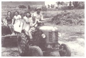 TESTA di LEPRE-Mostra fotografica “MEMORIE di VITA” . 60 anni della Storia del Borgo.