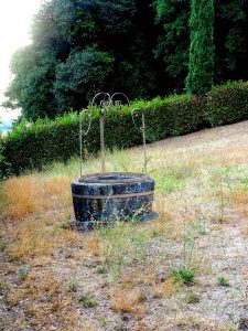 Castelnuovo di Farfa- (Rieti) -Cappella agreste di Santa Brigida-