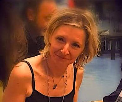 La scrittrice Emanuela TESEI-romanzo “ La Danza di Sole e Luna”.