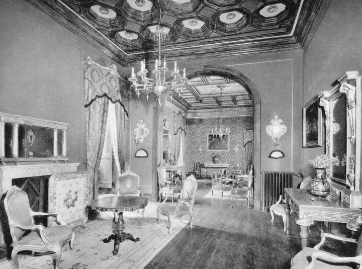 ORVINIO (Rieti)- Il Castello-Salone da ricevimento a due stili- foto del 1935