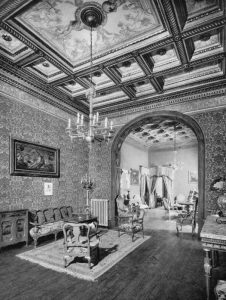 ORVINIO (Rieti)- Il Castello-Salone da ricevimento a due stili- foto del 1935.