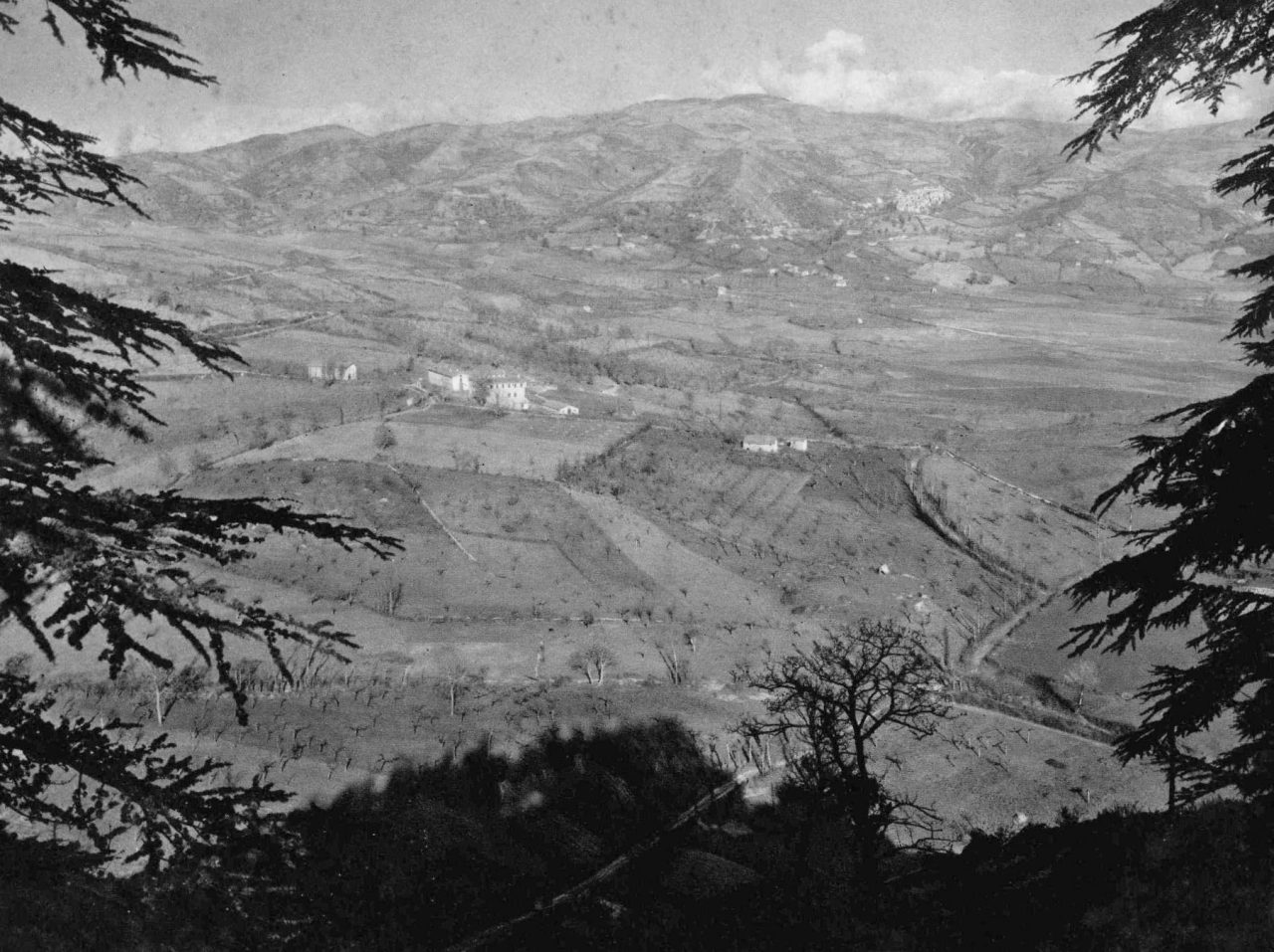 ORVINIO (Rieti)- Il Castello-Veduta dal Castello delle Fattorie- foto del 1935.