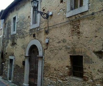 Elio MERCURI- Fotoreportage SALISANO "Stemmi e Portoni"
