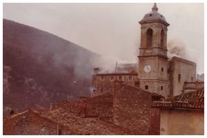 TOFFIA - Incendio chiesa parrocchiale notte tra il 31 dicembre del 1981 e il 1 gennaio del 1982-