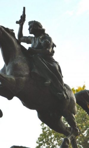 Roma Gianicolo-Monumento ad Anita Garibaldi