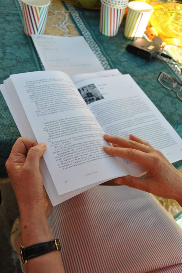 RAFFAELLA GRASSO- LUIGI FILIPPI- Autori Lungo il colle- Presentazione del Libro a Collelungo Sabino-Estate 2014-