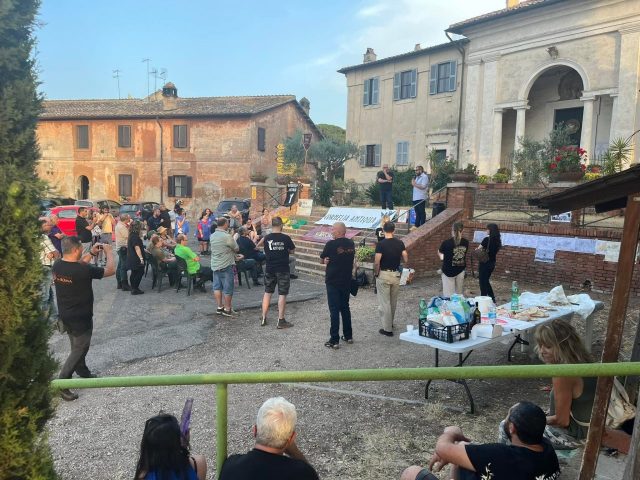 Roma -Castel di Guido-Sit-in del 26 giugno 2022 per salvare dal degrado e l’abbandono il Casale della Bottaccia .