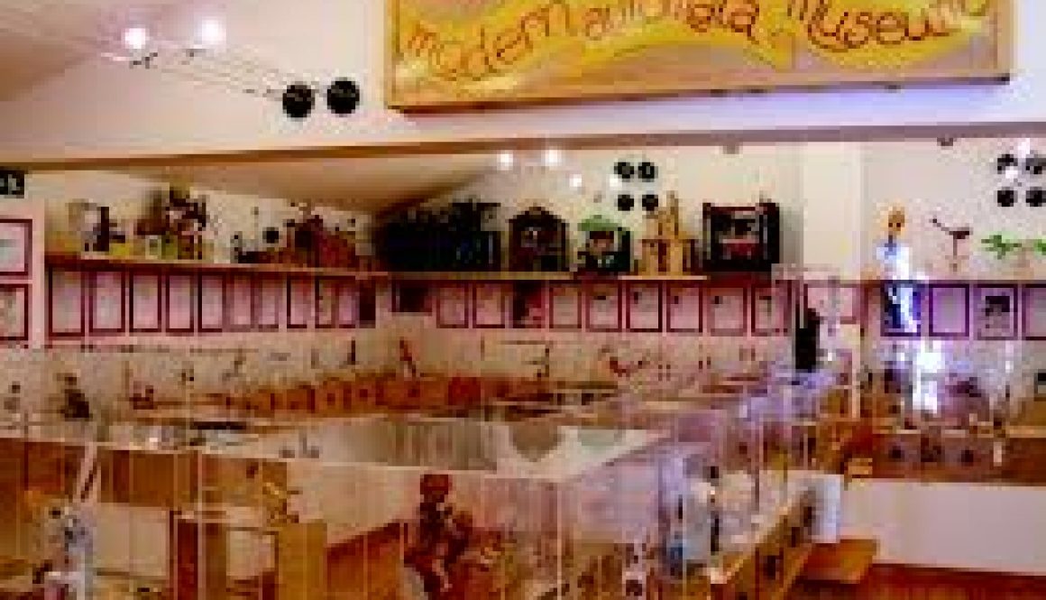 Modern automata museum