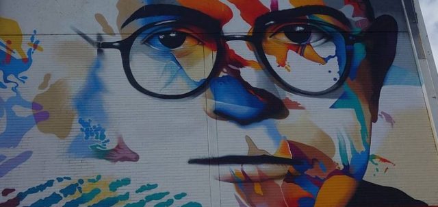Foto di Vysotsky, murales dedicato a Adorno a Francoforte