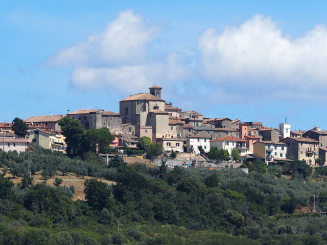 Castelnuovo di Farfa-Foto di Franco Leggeri