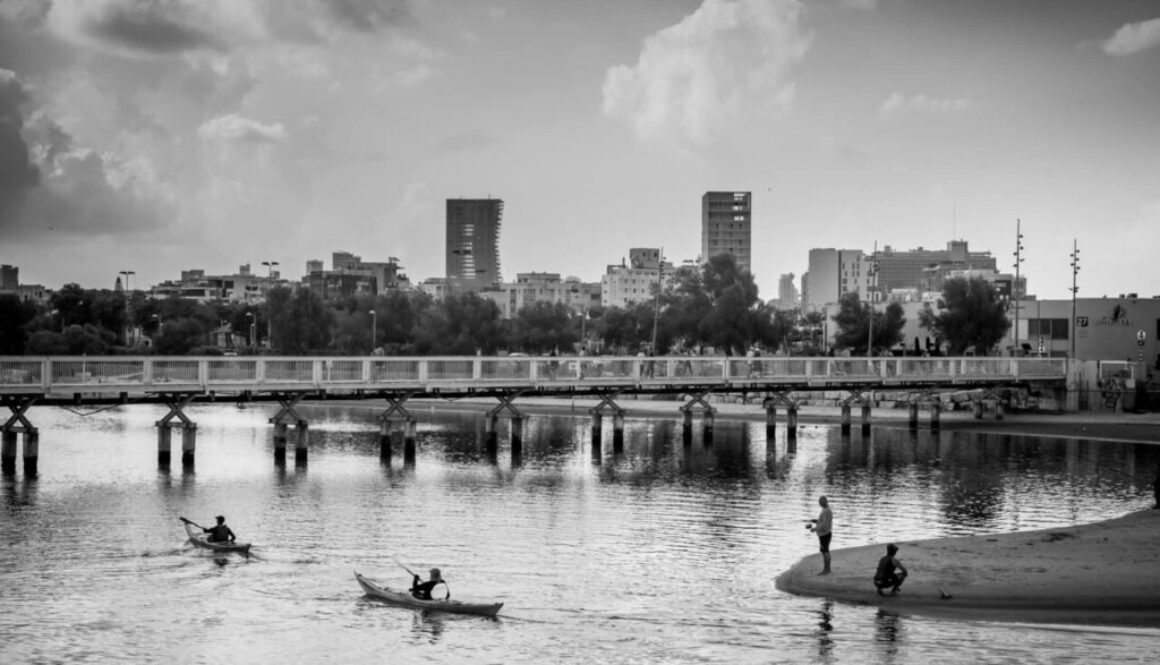 Yarnin Peled -foto dal mare di Tel-Aviv