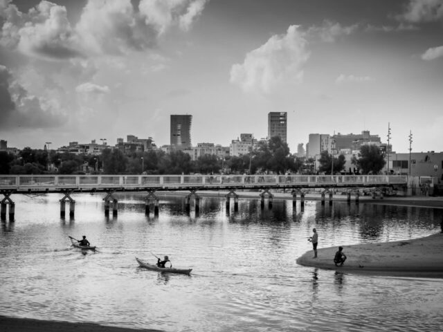 Yarnin Peled -foto dal mare di Tel-Aviv