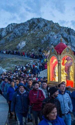 Viggiano, Processione della Madonna Nera, ritorno in paese a settembre