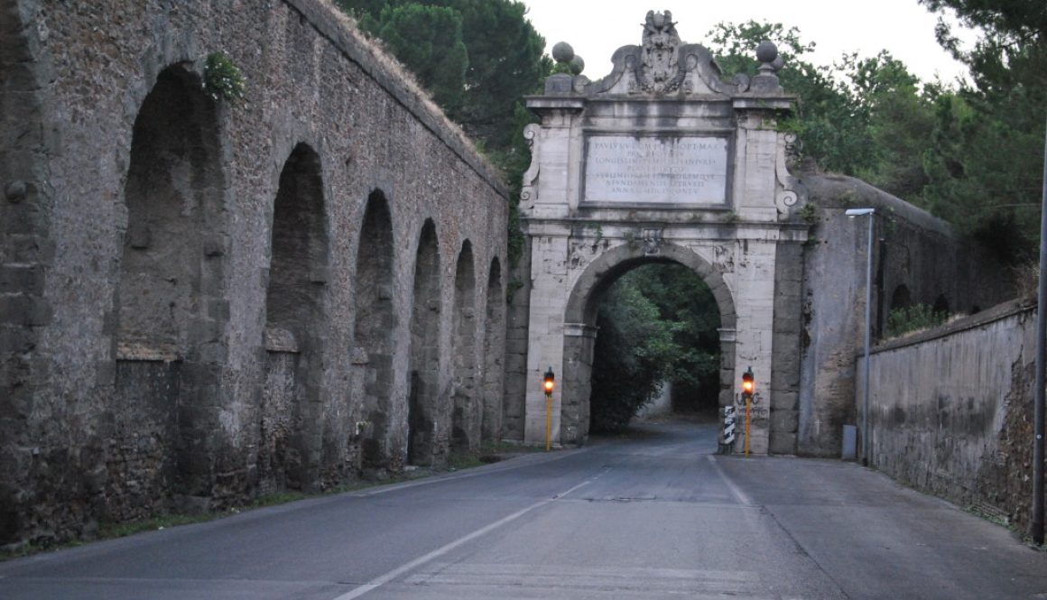 AURELIA ANTICA-ARCO TIRADIAVOLI-