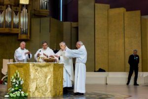 Monsignor Diego Natale Bona Pellegrinaggio a Lourdes- 23 al 29 aprile 2016