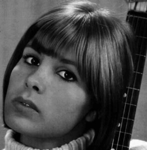MARISA SANNIA -cantautrice e attrice