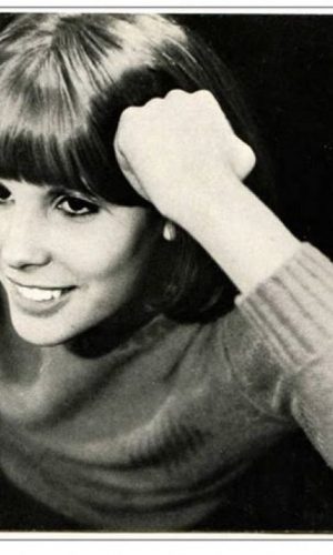 MARISA SANNIA -cantautrice e attrice