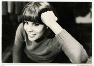 MARISA SANNIA -cantautrice e attrice