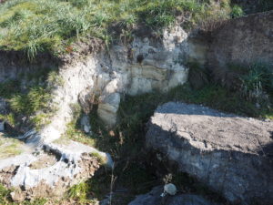Malagrotta- Roma Municipio XI- Foto 16 febbraio 2017-Scavi Archeologici abbandonati a ridosso della discarica più grande d’Europa.