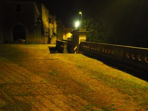 Castelnuovo di Farfa (Rieti) - Cortile Palazzo Eredi Salustri-Galli