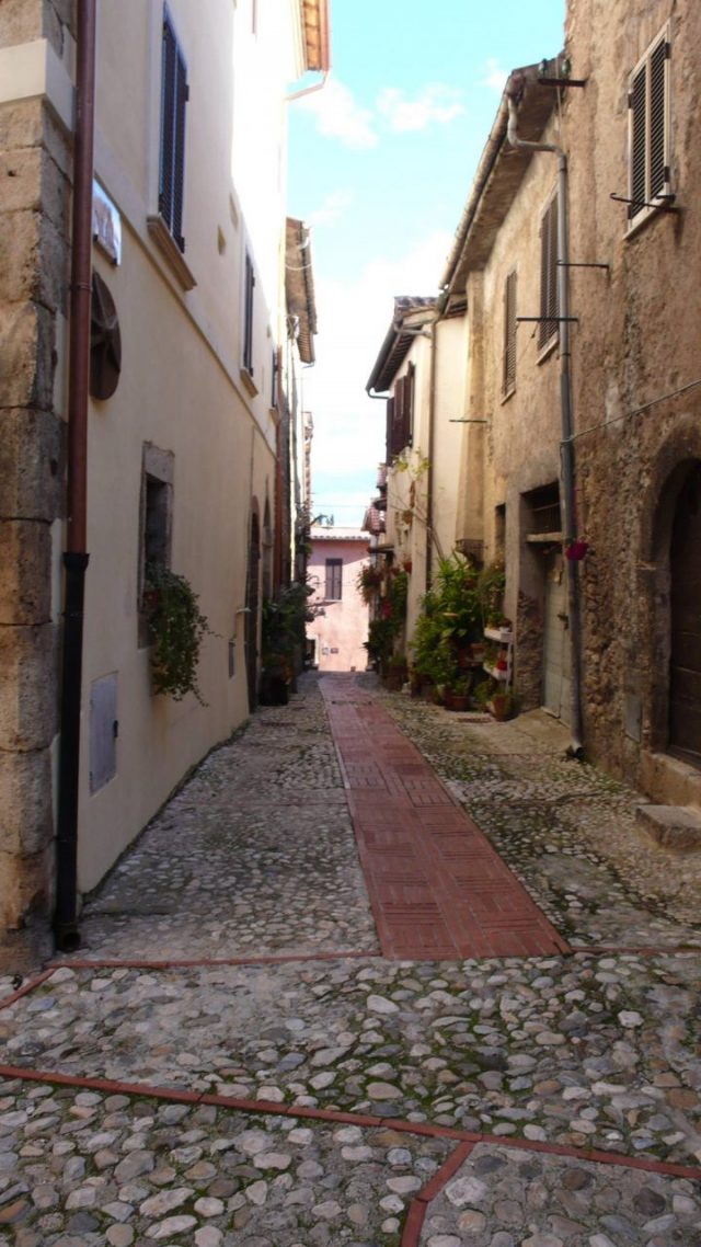 Castelnuovo di Farfa nelle foto di Paolo Genovesi