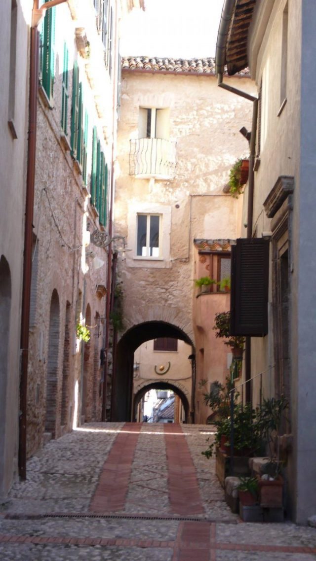 Castelnuovo di Farfa nelle foto di Paolo Genovesi