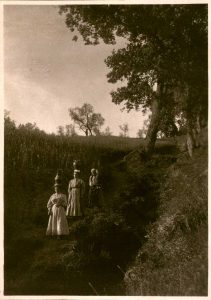 Foto di FILIPPO ROCCI –La Sabina Immagini di vita rurale, ritratti di contadini.
