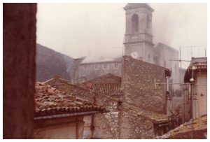 TOFFIA - Incendio chiesa parrocchiale notte tra il 31 dicembre del 1981 e il 1 gennaio del 1982-