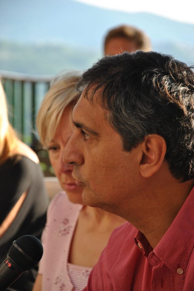 RAFFAELLA GRASSO- LUIGI FILIPPI- Autori Lungo il colle- Presentazione del Libro a Collelungo Sabino-Estate 2014-