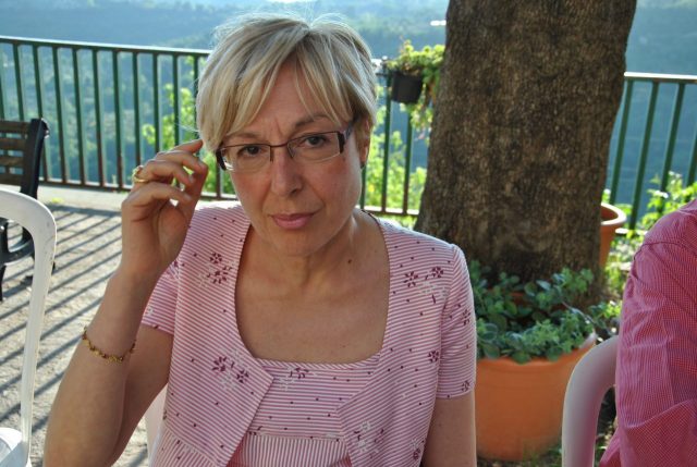 RAFFAELLA GRASSO- LUIGI FILIPPI- Autori Lungo il colle- Presentazione del Libro a Collelungo Sabino-Estate 2014-