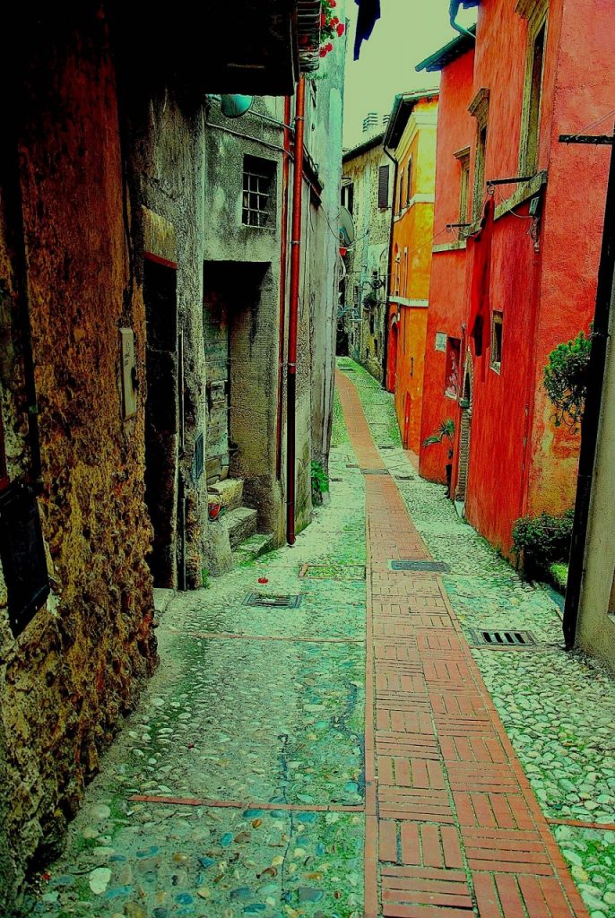 Castelnuovo di Farfa -Centro Storico--Foto di Franco Leggeri