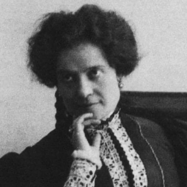ADA NEGRI