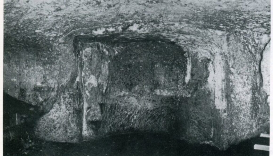 Ponza (Latina)- il “Tempio di Mitra"